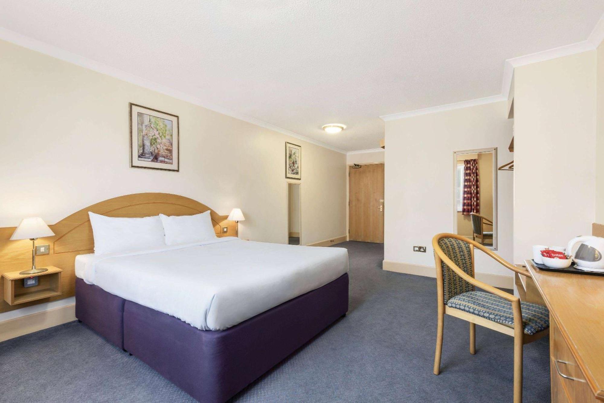 Days Watford Gap Hotel Crick (Northamptonshire)