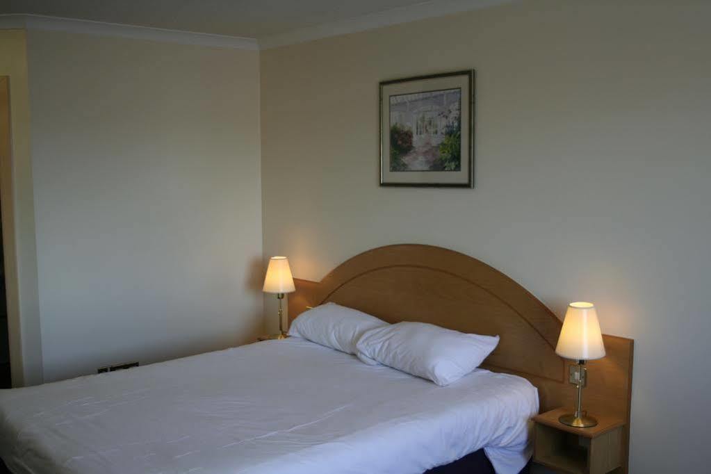 Days Watford Gap Hotel 3*
